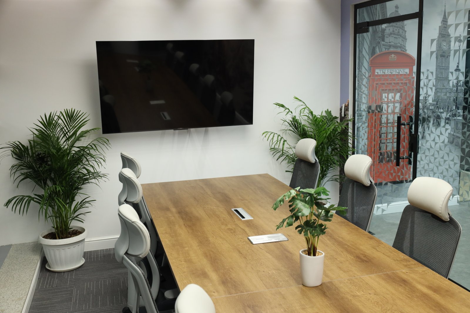 Meeting Room Fit-Out by Nikken Moller